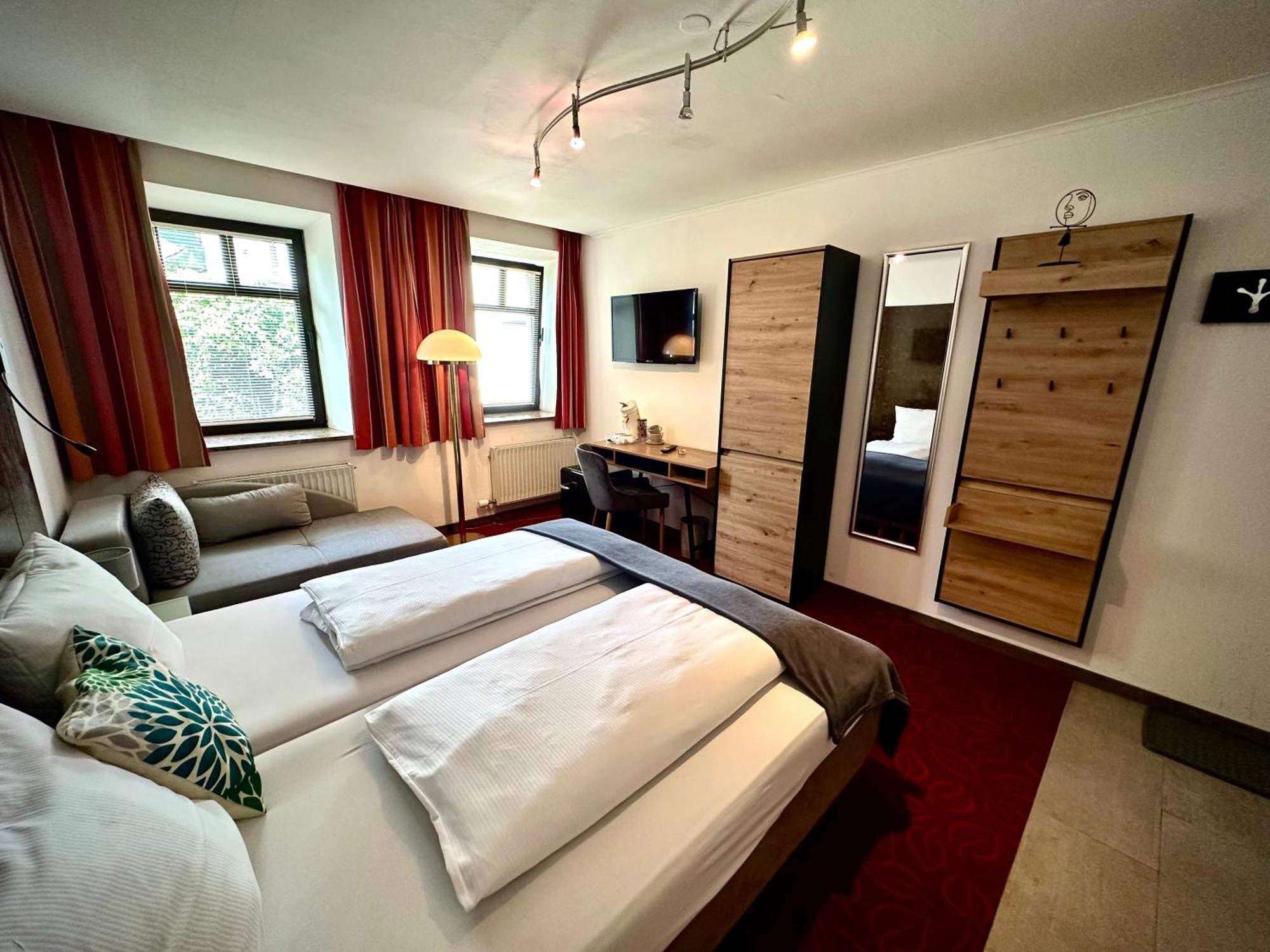 Bed & Rooms, Woergl Bagian luar foto
