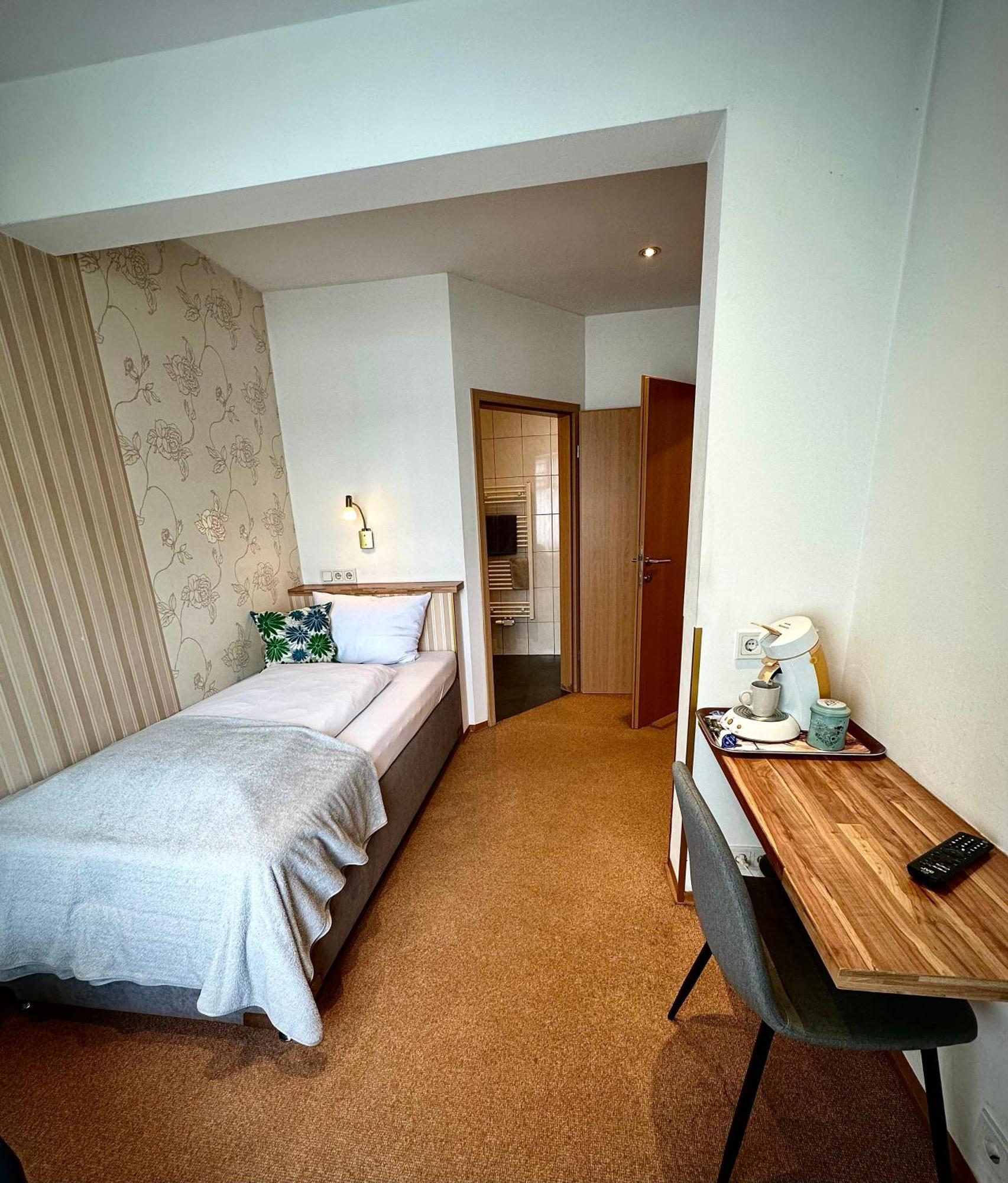 Bed & Rooms, Woergl Bagian luar foto